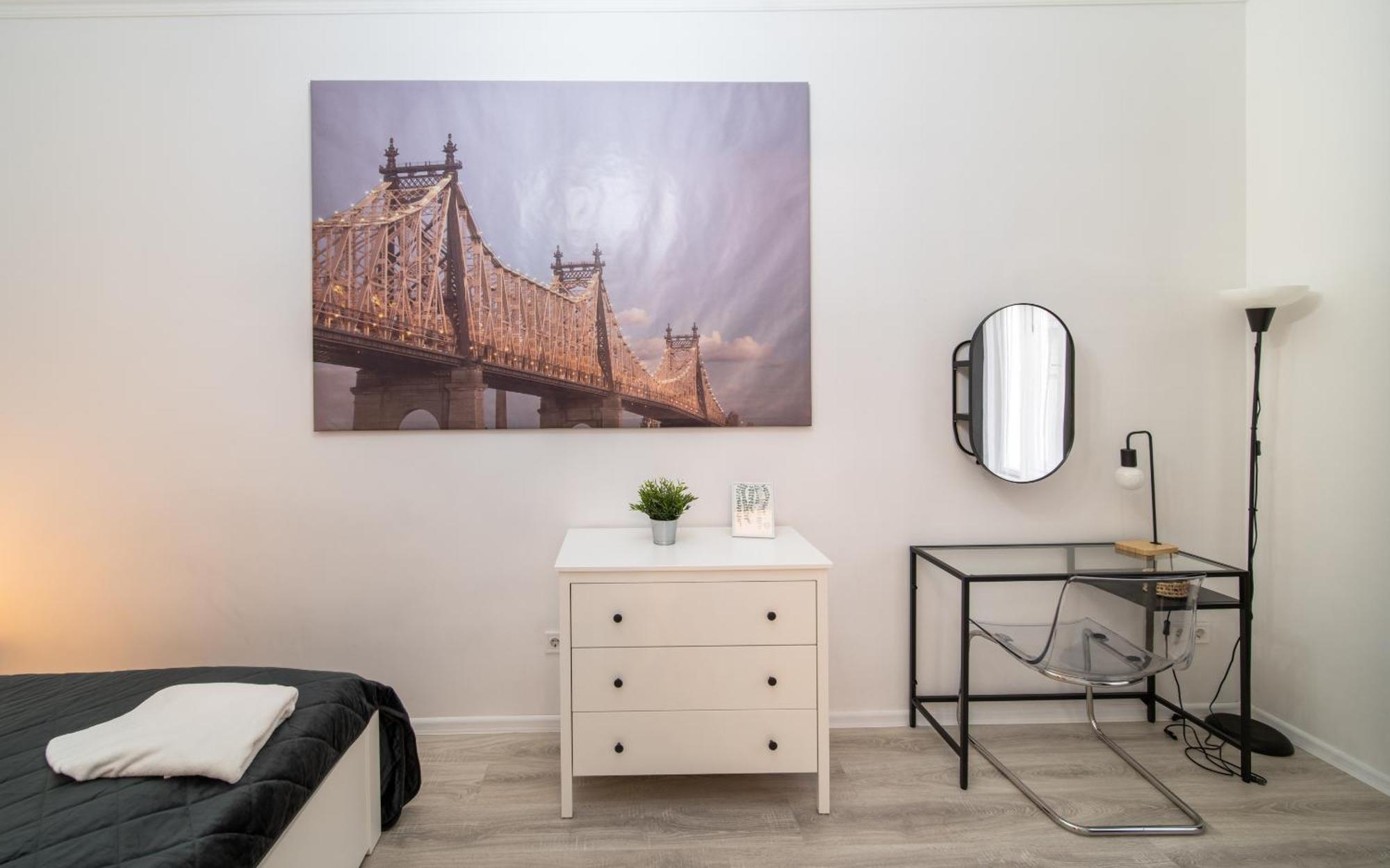 Perfect Location,Newly Decorated Modern, Large Place 60 M2, Really Quiet So You Can Have A Good Night Sleep, Ac, Netflix, Smart Tv, High-Speed Internet, World Famous New York Cafe Only 10 Minutes Walk Budapest Exterior foto